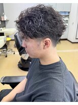 ソルネ(SOLNE)&nbsp;スパイキーショート　ラルフカール　大人ヘア　men's