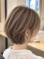 シッポヘアー(SHIPPO HAIR)&nbsp;星ヶ丘大人かわいい丸みショートボブレイヤーやわらかベージュ
