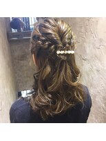 マギーヘア(magiy hair)&nbsp;magiyhair ☆ お呼ばれハーフアップ/kana