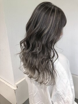 ジゼル(GiseL) 【GiseL】ハイライトバレイヤージュ/ブリーチカラーダブルカラー