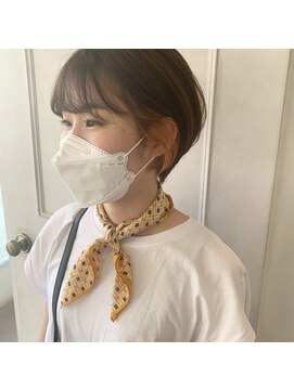 ラ シック(La chic) インナーオレンジ×ショートヘア