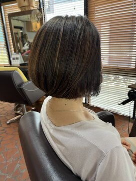 ロッソバイアルター 鎌取(ROSSO by aL-ter) ☆シンプルボブ＋ハイライト☆