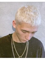 ベル 表参道店(Belle)&nbsp;アパレル系男子に大人気！オシャレなシルバーブロンドの坊主ヘア