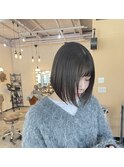 ストンとなびくナチュラルボブ