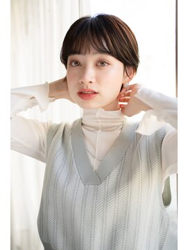 マグノリア オモテサンドウ(MAGNOLiA Omotesando) 重め前髪で目力アップ！コンパクトカールショート・・・HINATA