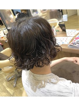 ヴィサージュ ユニール(VISAGE unir) 【泉 果穂】メンズのふんわりパーマ♪