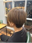 自然なマッシュショート