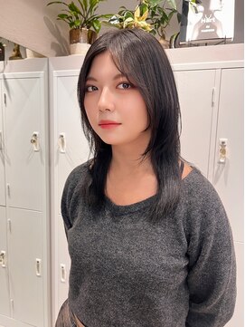 シュク 高円寺(SYUK) 顔周りレイヤー/ロングレイヤー/ストレートヘア【SYUK 高円寺】