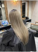 nバレイヤージュ、ハイライト、レイヤーロング、グレーベージュ