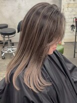 ハーシーバイアポロ 相模大野(HERSHE by apollo)&nbsp;xバレイヤージュ/ホワイトグレージュ/レイヤーカット