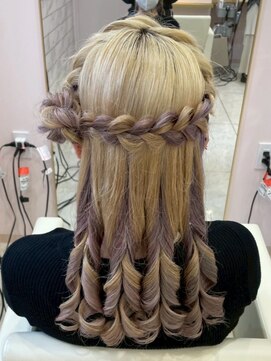 アリエス 大宮駅西口店(Aries) サイドお団子ハーフアップ