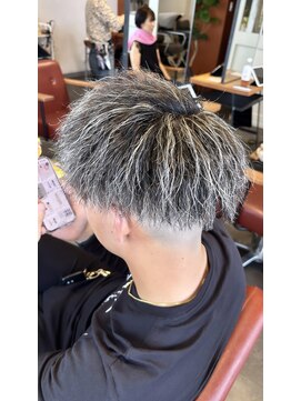 カルム ヘアー レーヴ(Calm hair reve) 縦落ちツイスト×ホワイトメッシュ