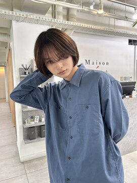 メゾンアクア 表参道(Maison ACQUA) =メンズボブ/フェザーパーマ／MEN’S HAIR/ブルーブラック