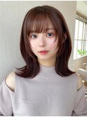 韓国風レイヤー/外ハネくびれ/ミディアムレイヤー/ぱっつん前髪