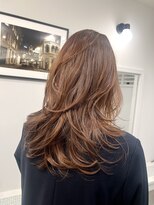 ヴィア 京都烏丸(Via)&nbsp;20代 30代 40代 レイヤーカット ハイライト 白髪ぼかし 髪質改善