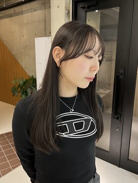 大人かわいい透明感