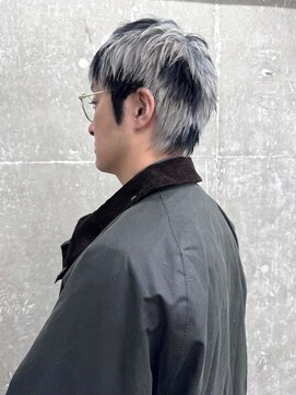 オーン 渋谷(OOn) いなたmens short/ホワイト×ブラック