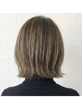 【隠さないから、無理がない】[髪質改善/白髪ぼかし/ショート/ハイライト/中野]