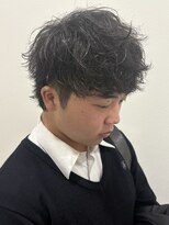 ヒュイル バイ ニアウ(Hwyl by Niau) MEN’S HAIRシャドウパーマスパイラルパーマニュアンスパーマ