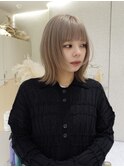 くすみベージュ/ボブレイヤー