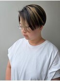 アンブレラカラーとハンサムショート