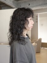 ネロ フタコタマガワ(NERO FUTAKOTAMAGAWA) 【田中結】スパイラルパーマ ロング レイヤー