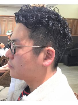 コマ(coma) 【coma中野】ハードパーマワイルド２ブロックスタイル