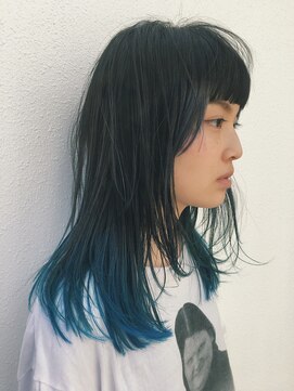 ピープル(people) 2色のブルーが入ったグラデーションカラー