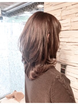 ミッシェル アフロート(michelle afloat) 20代30代40代50代小顔ひし形トップ動きラウンドCカーブレイヤー