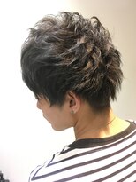 リス(lys)&nbsp;ツーブロックショート