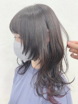 アンリ(Anli) 【Anli】ウルフカット×インナーパープル