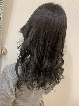 ミント(minto) イヤリングカラーシルバーグレー