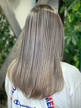 エイトヘアー(Ei8htHair) バレイヤージュカラー