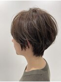 ショートボブ