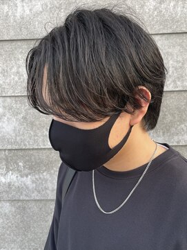 ヒュイル バイ ニアウ(Hwyl by Niau) メンズマッシュパーマスパイラルパーマニュアンスパーマ眉毛