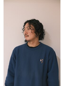 フェイヴィーズ(FavyS) メンズボブ スパイラルパーマ ロングヘア 大阪