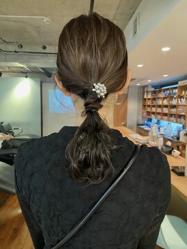 ノラジャーニー(NORA Journey) ヘアセットあみおろしお呼ばれヘア卒業式結婚式成人式