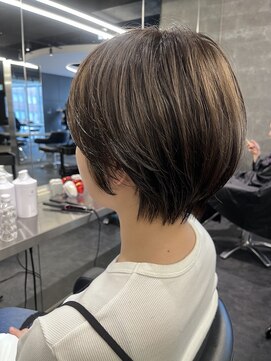 スノウ(SKNOW) モカベージュエアタッチショートボブ