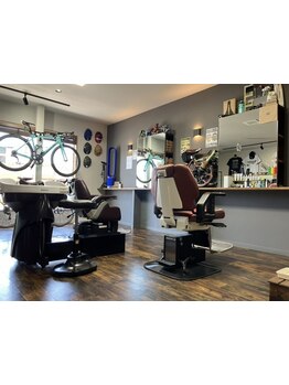 大人のための隠れ家バーバー◎あなただけの時間と空間で、ワンランク上の身だしなみを！