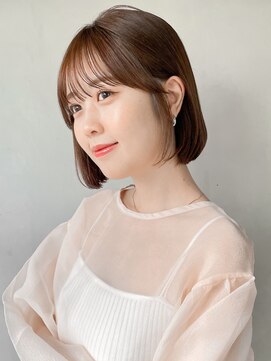 アグノス 青山(Agnos) ミディアムヘア 暗めカラー デザインカラー くびれヘア