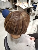 ミック ヘアアンドメイクアップ 高田店(miq Hair&Make up)&nbsp;ハイライトカラー/ベージュブラウン/白髪染め/大人ショート