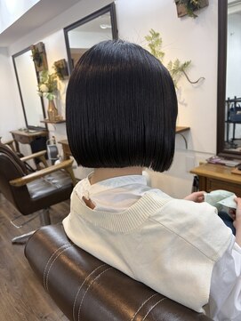 ヘアーサロン ラフリジー(Loufreasy) 結べるショートボブ 短すぎず長すぎない王道バランスボブ