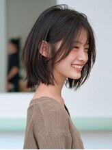 ヒマル 学芸大学(Himaru) ミディアムヘア/暗めカラー/グランマッシュ/学芸大学