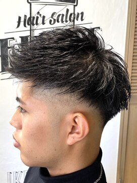 エイトメン 池袋店(EIGHT MEN) 【EIGHTMEN池袋店】 フェードカット　ダウンパーマ