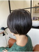 ショートボブ