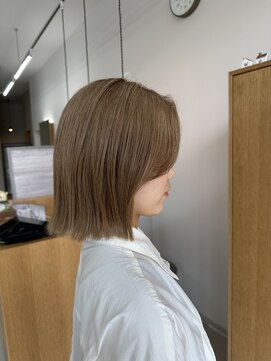 ミリ 奈良店(mm) ぱつんボブスタイル