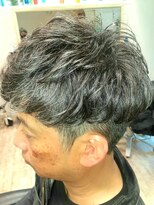 フュゼ(fusee)&nbsp;ツーブロックのワイルドパーマ