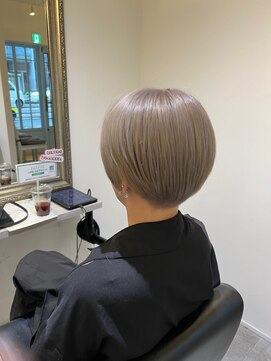 ケアアンドデザイン 今里本店(care&design fulfill) 【ショート】【ハイトーン】【ベージュ】20代30代40代50代