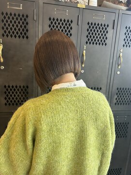 アチーブリス(achieve Liss) 切りっぱなしミニボブ透明感大人可愛いシルクベージュ艶カラー