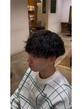 マキラ(MAKIRA) ツイストパーマ